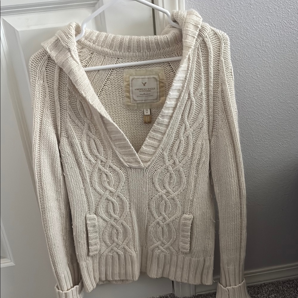 American Eagle Outfitters Cream V-Neck Cable Knit Sweater
